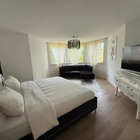 Villa Wellness 4 Rent Near Basel, Freiburg & Colmar, Indoor Pool, Sauna, Garden & Thermal Access Kandern